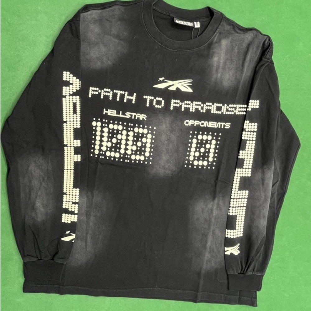 Reebok Black and White Graphic Long Sleeve Tee